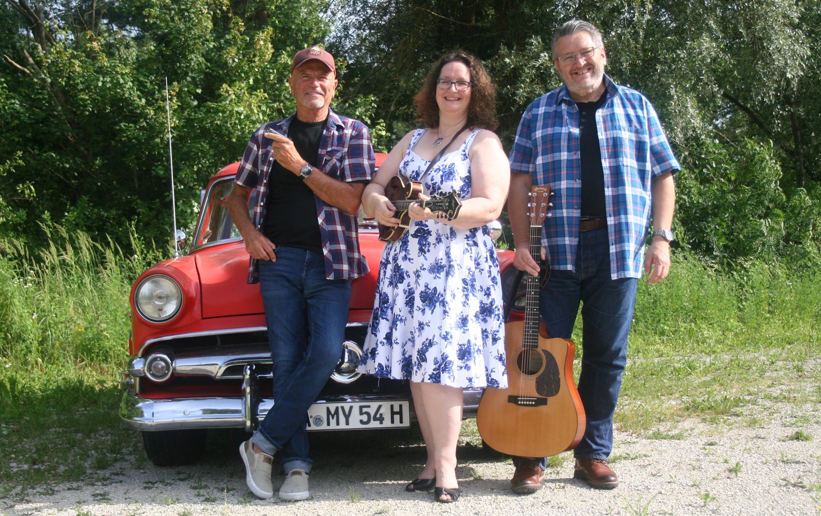 Dana, Sigi and Ken with Sigi's 1950s car